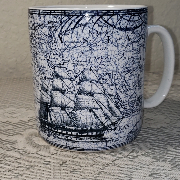 222 Fifth Other - Oversized mug